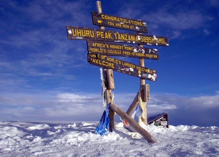 Uhuru_Peak_Mt._Kilimanjaro_2__1_